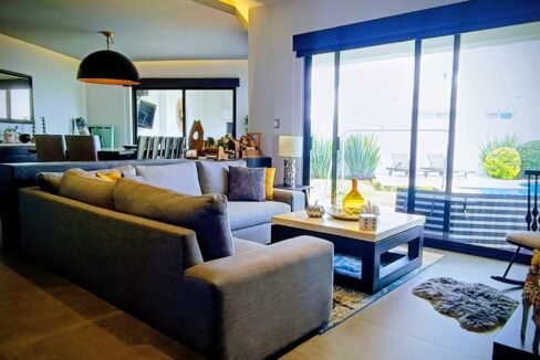 Imagen de WhatsApp 2025-10-05 a las 21.45.45_40c7751d