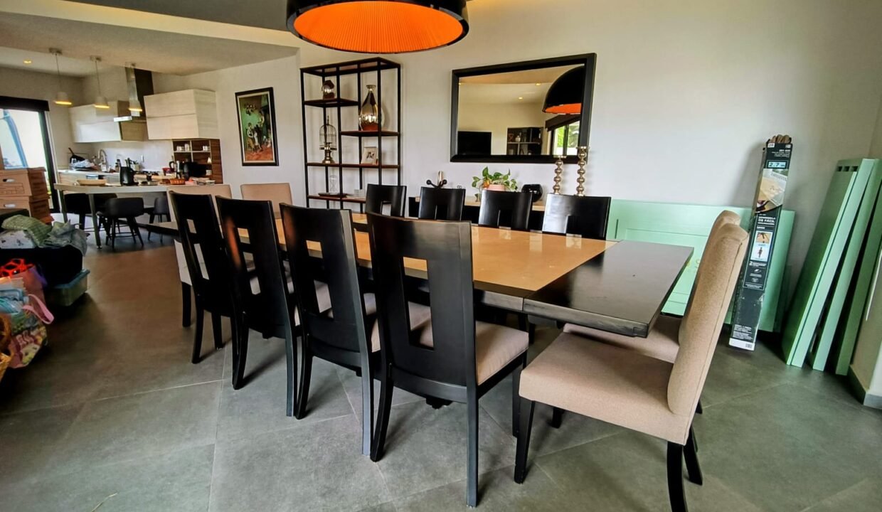 Imagen de WhatsApp 2025-10-05 a las 21.45.58_3c69551b