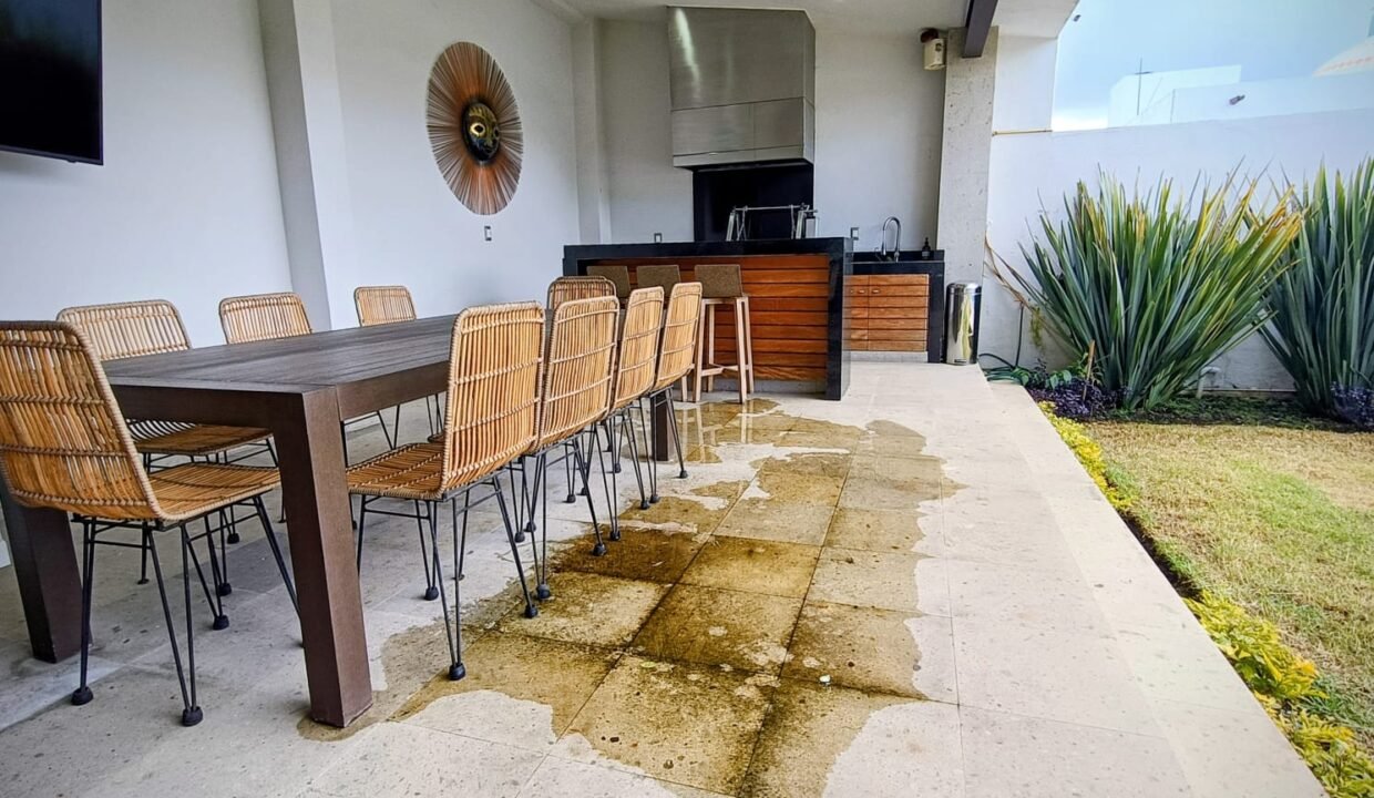 Imagen de WhatsApp 2025-10-05 a las 21.46.05_5550bad6