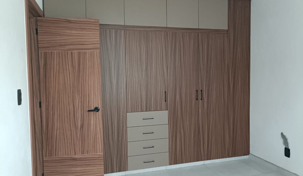 Imagen de WhatsApp 2025-10-13 a las 10.45.00_4543bb65