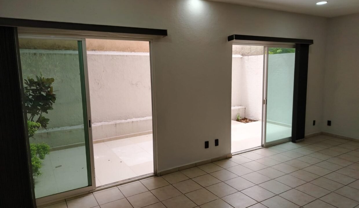 WhatsApp Image 2025-09-03 at 11.18.05 AM (1)