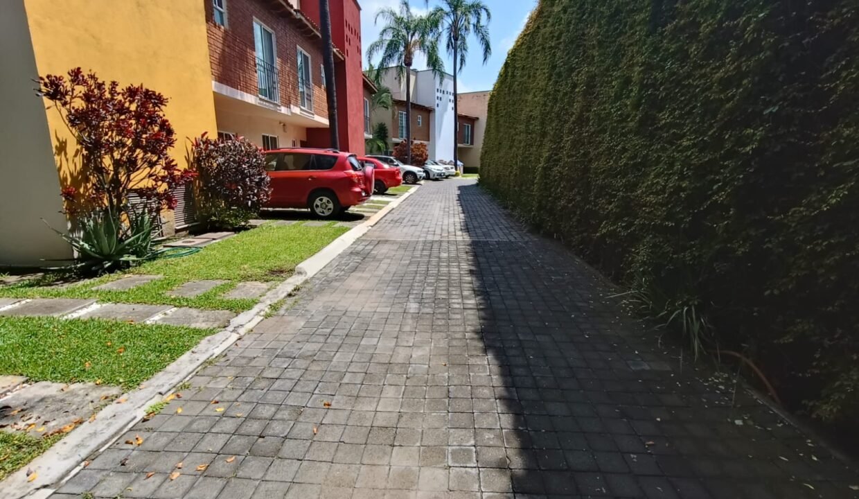 WhatsApp Image 2025-09-10 at 6.51.59 PM (2)