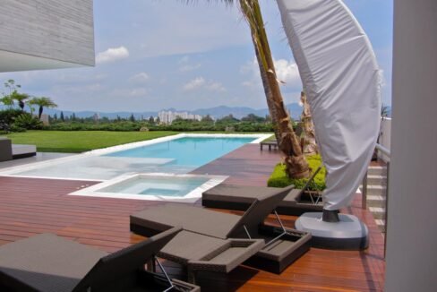 WhatsApp Image 2025-09-10 at 7.02.19 PM