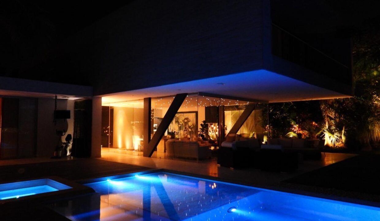 WhatsApp Image 2025-09-10 at 7.02.20 PM (1)