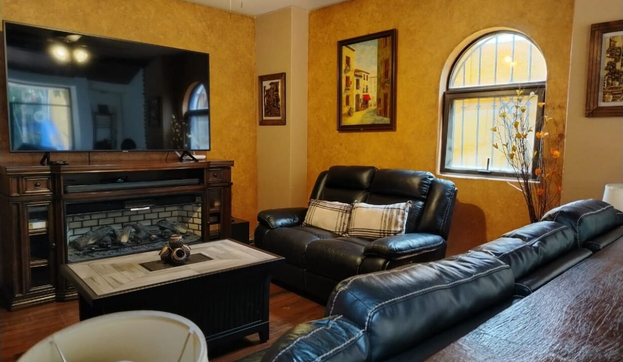 WhatsApp Image 2025-09-26 at 8.42.10 AM (4)