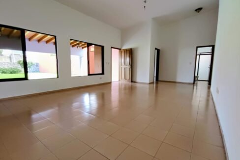 Imagen de WhatsApp 2025-10-13 a las 11.40.55_521dad0d